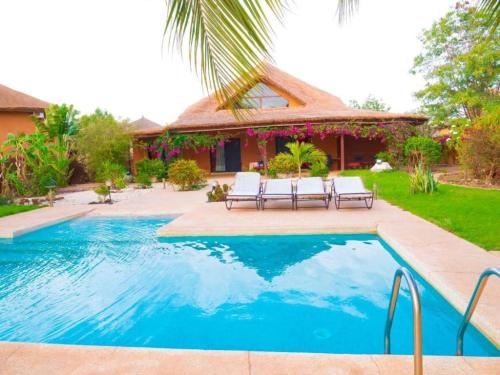 Villa Taslima in Nianing