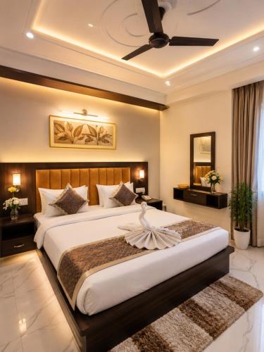 Hotel Abhinandan Stay Near Shree Ram Mandir Ayodhya