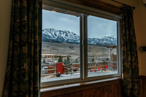 Vistas, Yellowstone Riverside Cottages in Gardiner (MT)