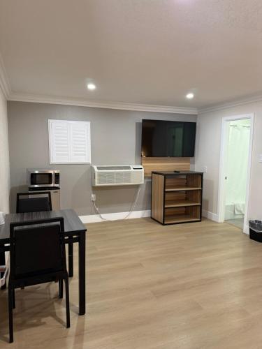 Florentina Motel - Los Angeles – Los Angeles, CA