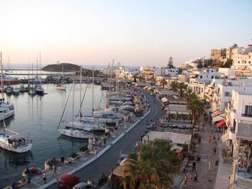 Hotel Coronis - image 6