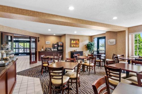 Mad og drikke, Sleep Inn & Suites Bay View Acme - Traverse City in Acme (MI)