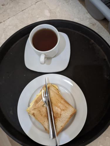 Legenda Beril Hostel near Losari Beach