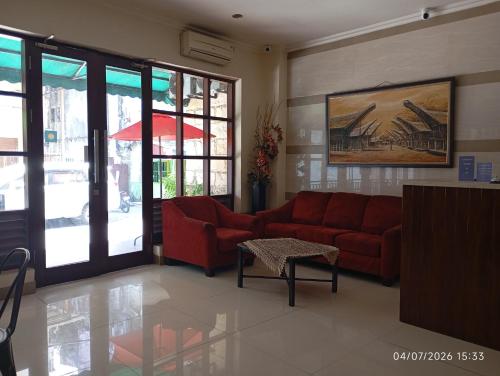 Legenda Beril Hostel near Losari Beach
