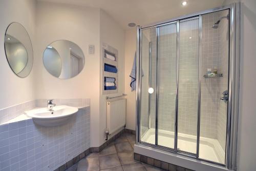 Mannings Hotel - image 7
