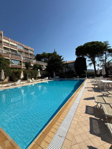 ALEXSOHOUSE iL MARE