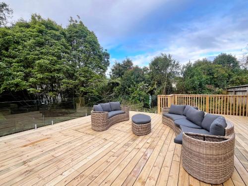 Large Family House, Auckland