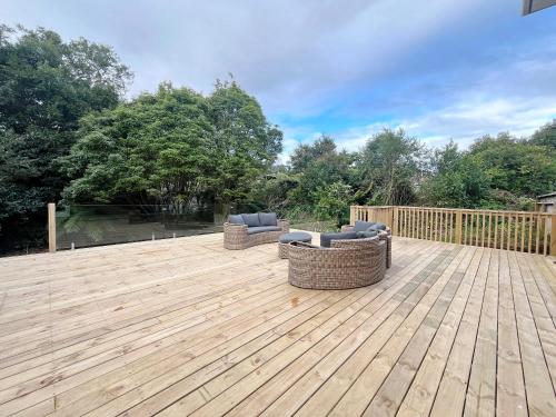 حديقة, Large Family House in New Lynn