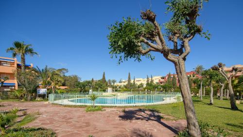 Natura Mediterranea 13 estudio nudista con piscina
