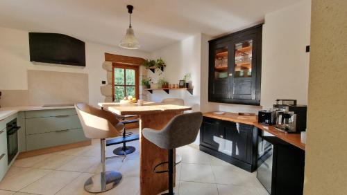 Cuina, Domaine La Bellevue - Maison de Charme & Nature in Esclottes