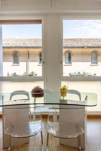 Lame Pro Bologna By Short Holidays - image 5