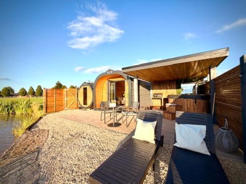 New Farm Cheshire Holidays in Wettenhall