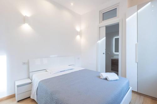 Garisenda, Bologna by Short Holidays