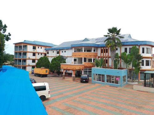 . GLAMOSSAY HOTEL LIMITeD SUNYANI