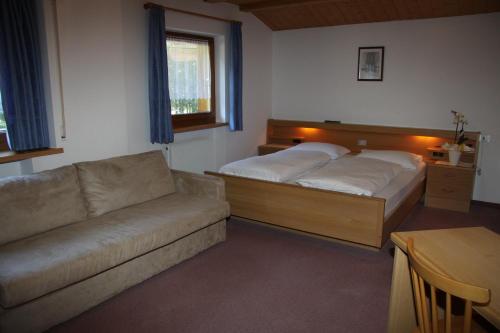 Triple Room with Balcony