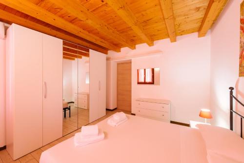 Dimore Verona - Residenza San Zeno Apartments - Tap to explore photos