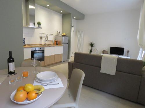 8 Colonne Apartments - image 6