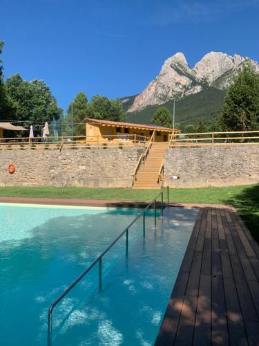 LA CARA NORD , ALOJAMIENTO TURISTICO ,SALDES, A LOS PIES DEL PEDRAFORCA, apartamento in Saldes