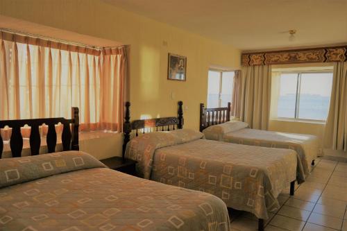 Hotel Pekin – La Paz, VA
