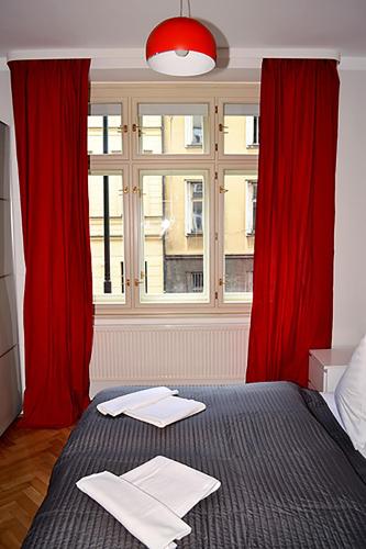 Classic 2BDR suite by Ruterra, Praha (fotografie 6)