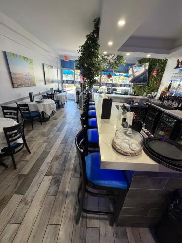 Keese's Cottages By The Ocean - Fort Lauderdale, FL