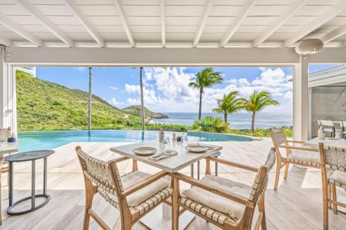 Restaurant, Le Toiny Hotel & Beach Club in Gustavia