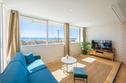 French Riviera Loft Panoramic Sea View, Beachfront