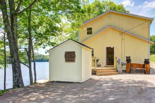 Nearby attraction, Newly Restored Waterfront Cottage with Private Dock, Fireplace, & Farm - Dogs OK in Jefferson (ME)