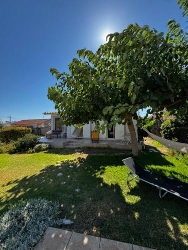 House by the sea in Isthmia