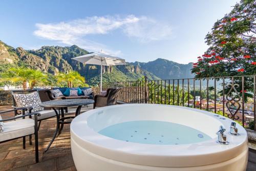 Karstais baseins, Posada del Tepozteco - Hotel & Gallery in Tepoztlana