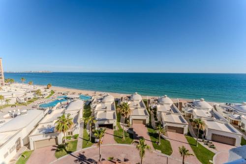 Grande 603 Las Palmas Resort
