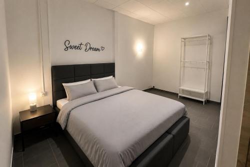 Transit 2B Center-Station-Airport - Location saisonnière - Charleroi