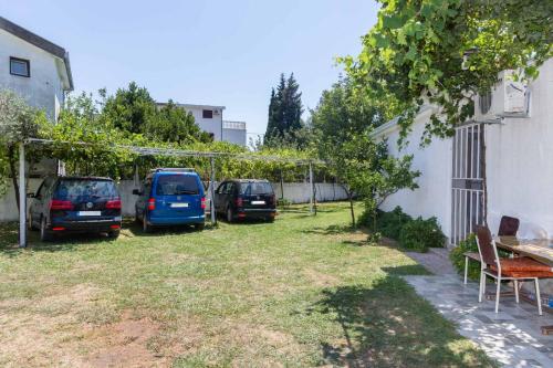 Apartmani Šarkinović (Apartmani Sarkinovic) in Sutomore