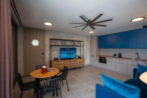 Kitchen, Saba Rock Resort in Virgin Gorda