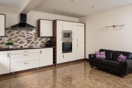 City Apartments - The Light Well - image 6