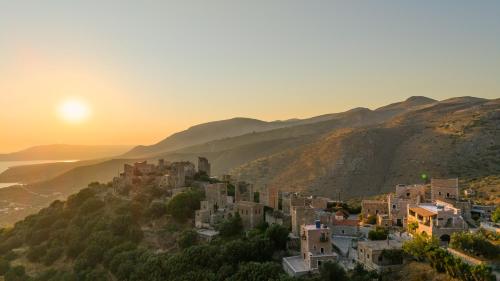 Aspalathos guest rooms in Kyparissos