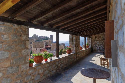 Aspalathos guest rooms in Kyparissos