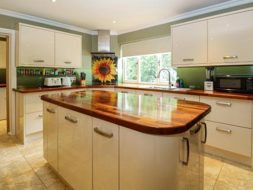 Viesnīcas āriene, Birch Cottage in Brundall