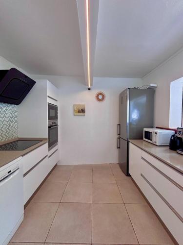 Villa Eve in เลอการ์เบ