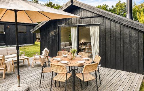 Exterior view, Cozy Home In Hadsund With Sauna in Oster Hurup