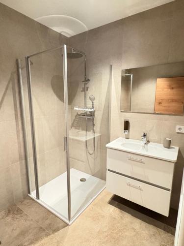 Fürdőszoba, Hofbauers Gästezimmer (Hofbauers Gastezimmer) in Kirchberg bei Mattighofen