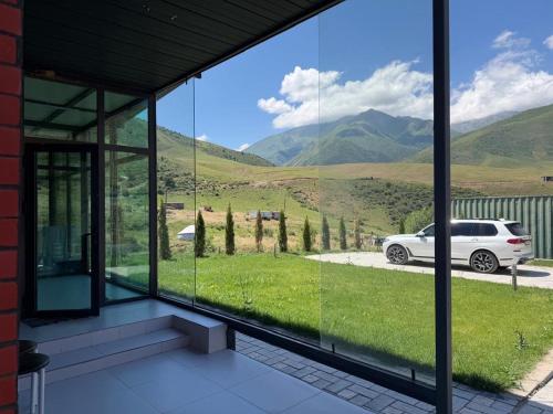 Vaade, NEST - Ala Archa retreat in Tash-Tyube