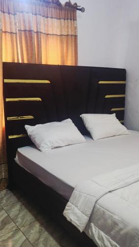Dominion Apartment and Guest House in Ogijo