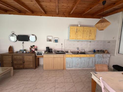 Angelika Rooms in Ag. Andreas (Messinia)