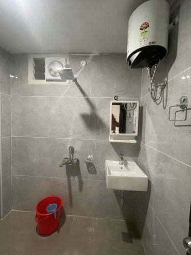 Badkamer, Saba Executive Rooms & Apartments near Charminar