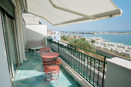 MaBI apartments -Bianca- nel porto turistico di Sciacca