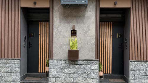 Habitat modern venery in Marcianise