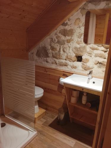 Chambre Tarentaise chez les garçons (Chambre Tarentaise chez les garcons) in Saint-Paul (Rhone-Alpes)