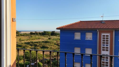 View, Apartamento San Juan de la Arena con vistas al mar in San Juan de la Arena