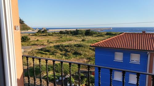 View, Apartamento San Juan de la Arena con vistas al mar in San Juan de la Arena